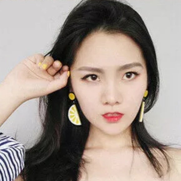 Lemon Acrylic Pierced Dangle Earrings - Picture 5 of 5